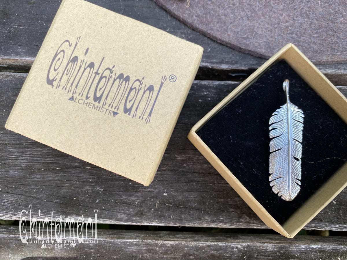 Hairy Feather Pendant / 925 Silver - ChintamaniAlchemi
