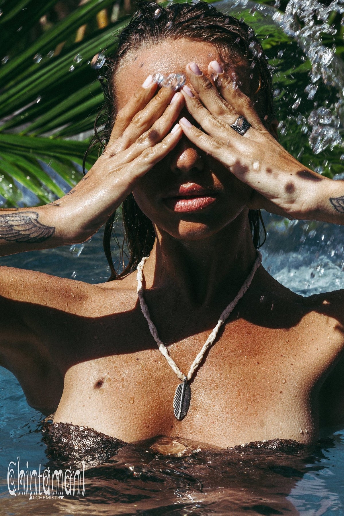 Small Feather Pendant / 925 Silver or Brass - ChintamaniAlchemi