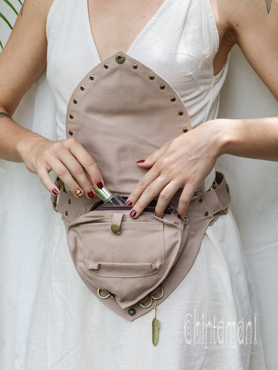 Flower Waist Bag / Beige