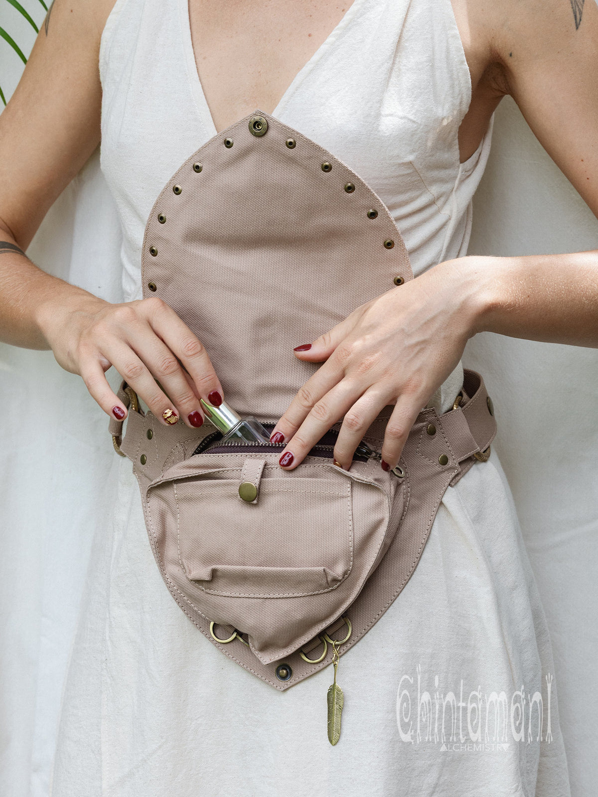 Flower Waist Bag / Beige