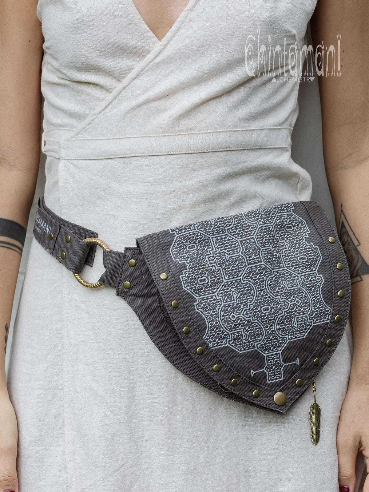 Shipibo Waist Bag / Dark Gray