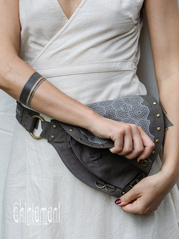 Shipibo Waist Bag / Dark Gray