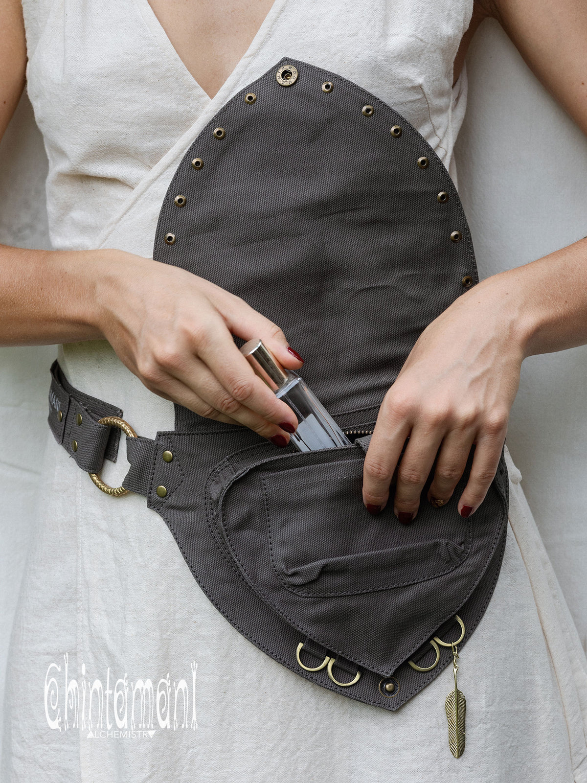 Shipibo Waist Bag / Dark Gray