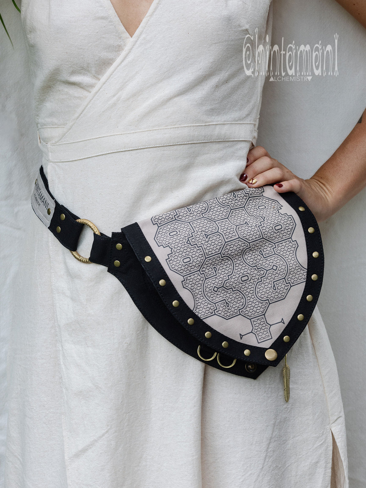 Shipibo Waist Bag / Black & Gray