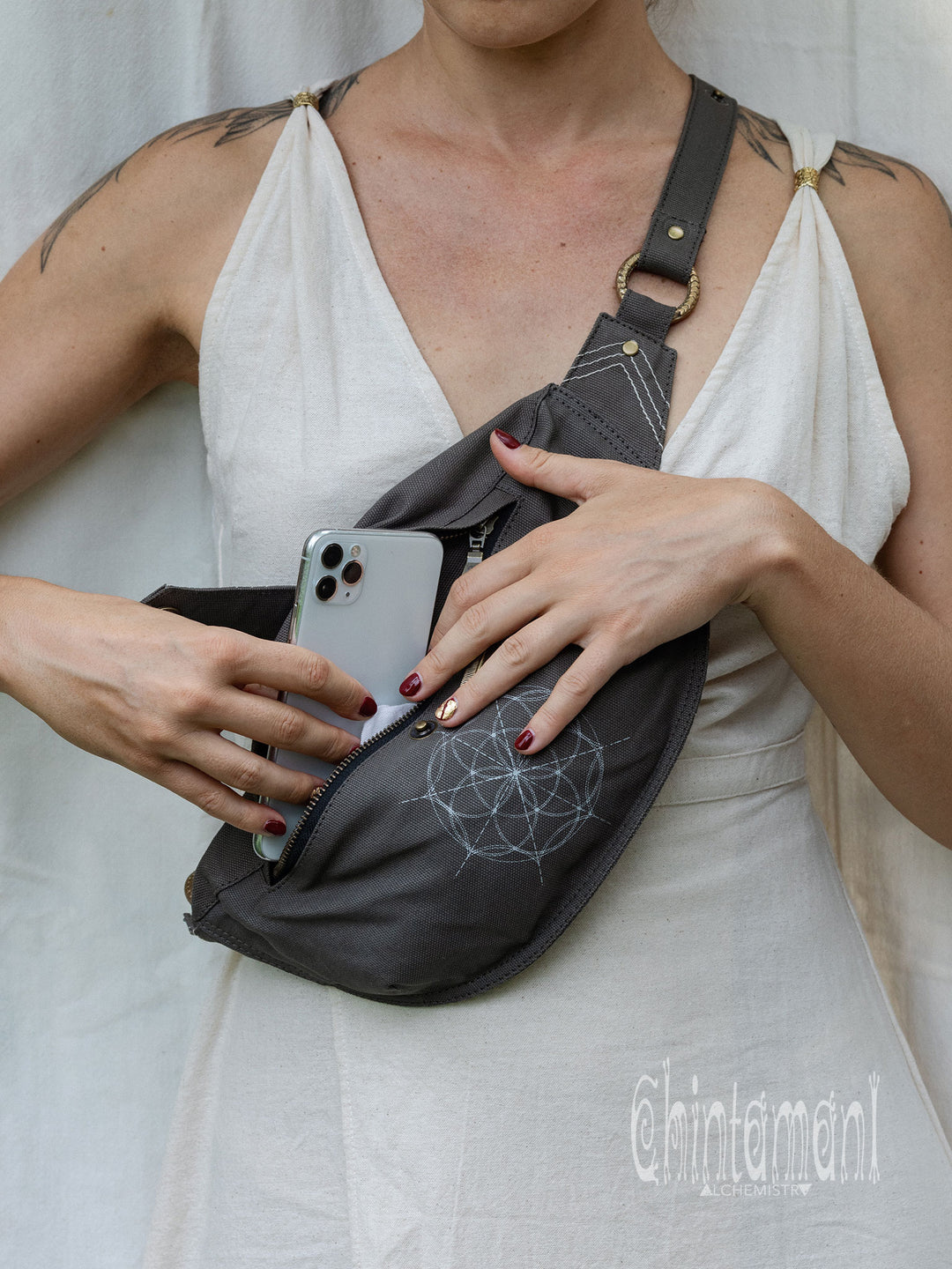 Banana Waist Bag / Dark Gray
