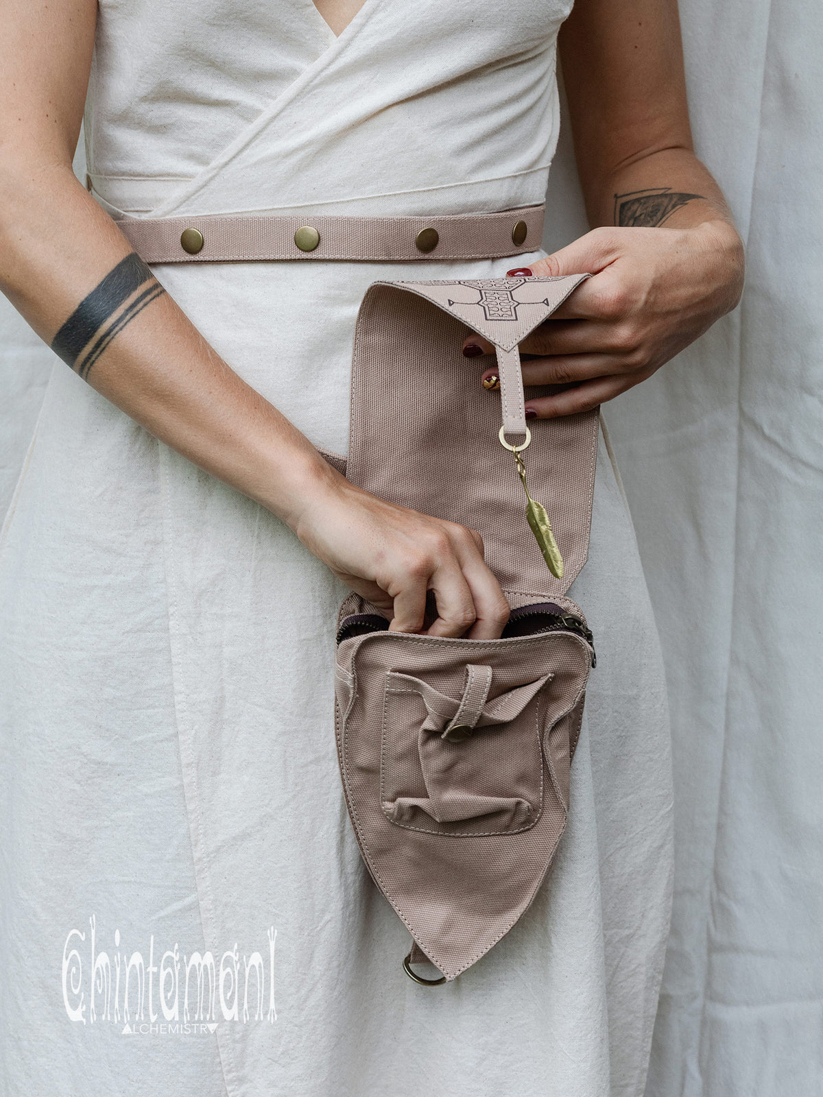 Transformer Waist Bag / Beige