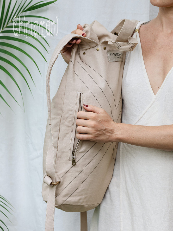 Flower RollTop Backpack / Light Gray