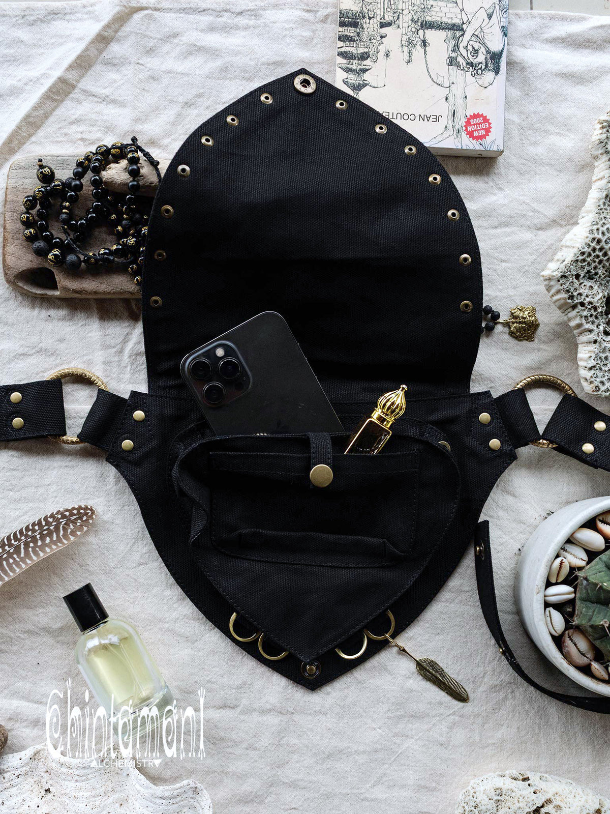 Shipibo Waist Bag / Black & Gray