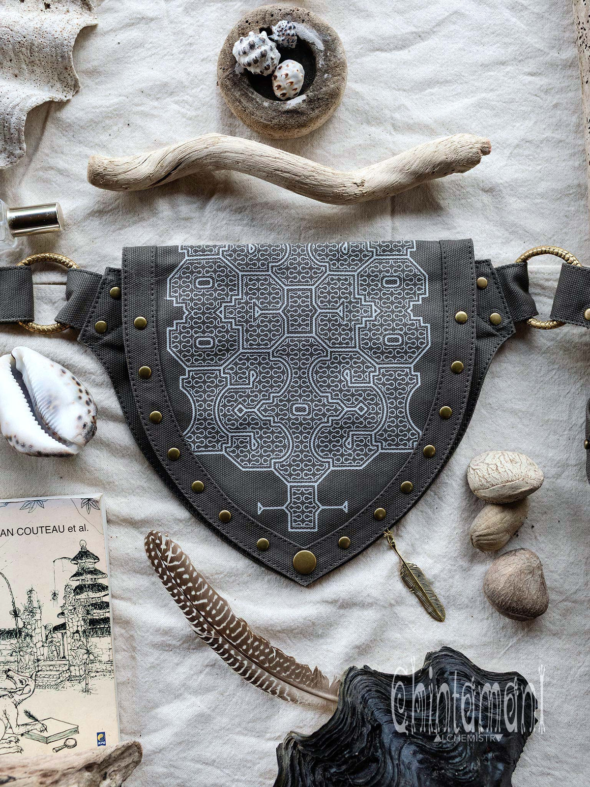 Shipibo Waist Bag / Dark Gray