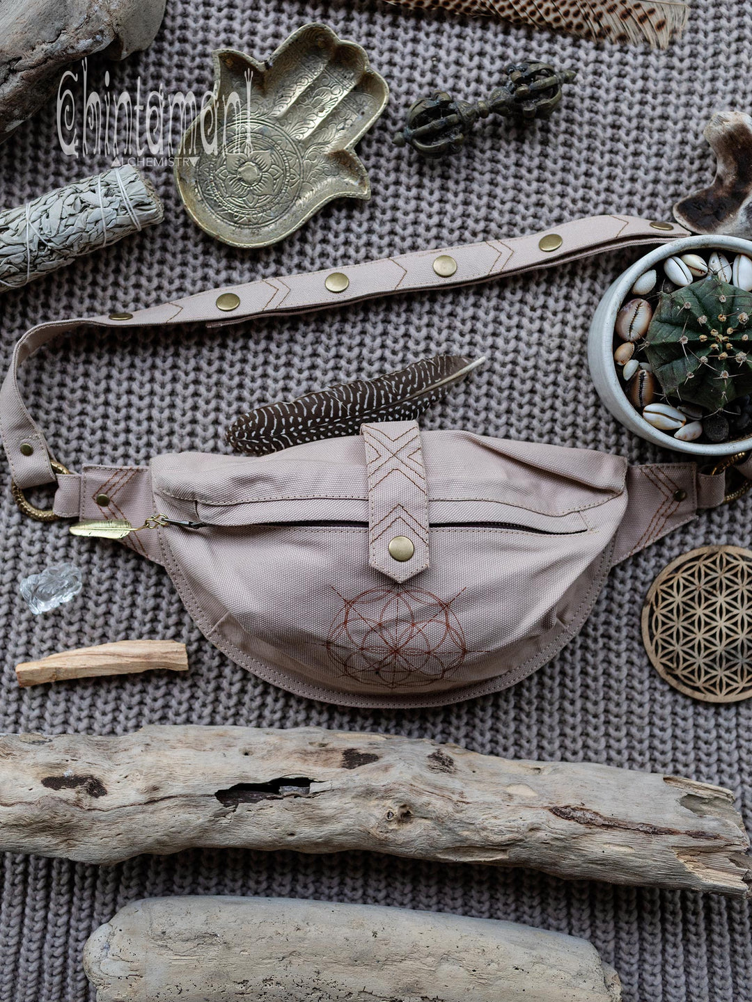 Banana Waist Bag / Beige