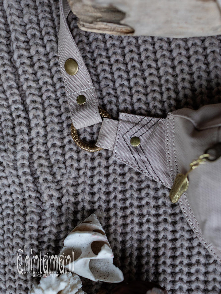 Banana Waist Bag / Light Gray