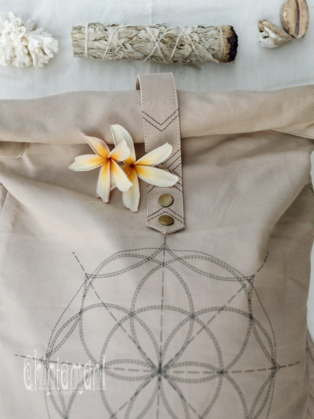 Flower RollTop Backpack / Light Gray