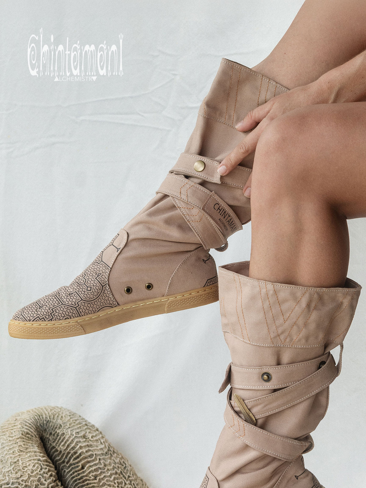 High Tribal Boots / Beige