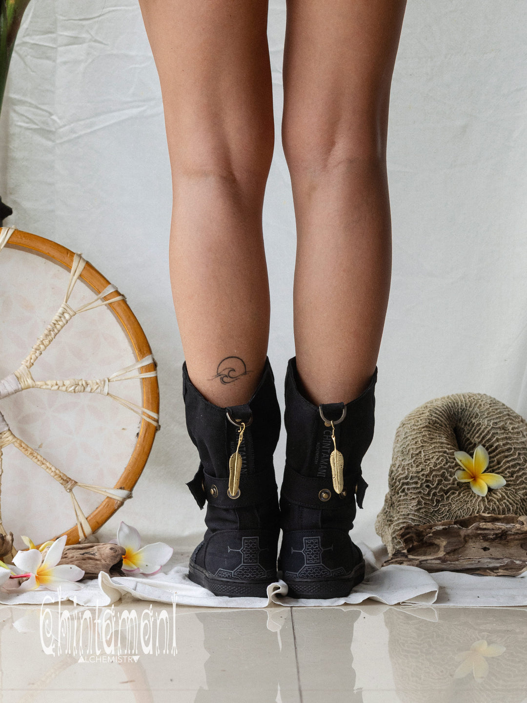 Medium Tribal Boots / Black