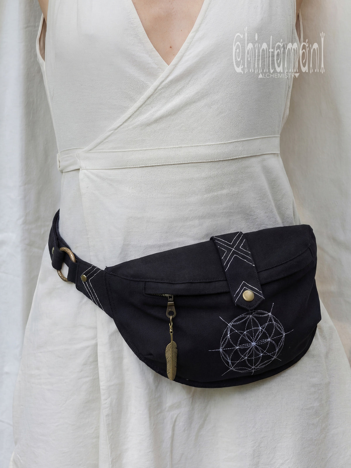 Banana Waist Bag / Black