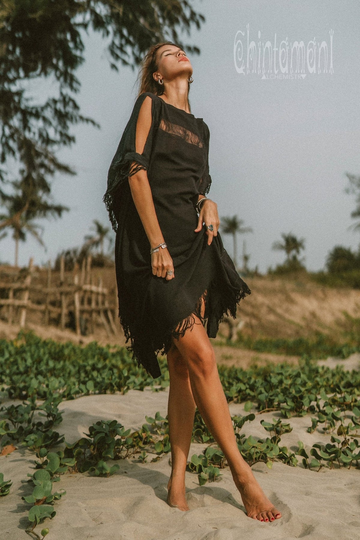 Beach Poncho Dress / Black - ChintamaniAlchemi