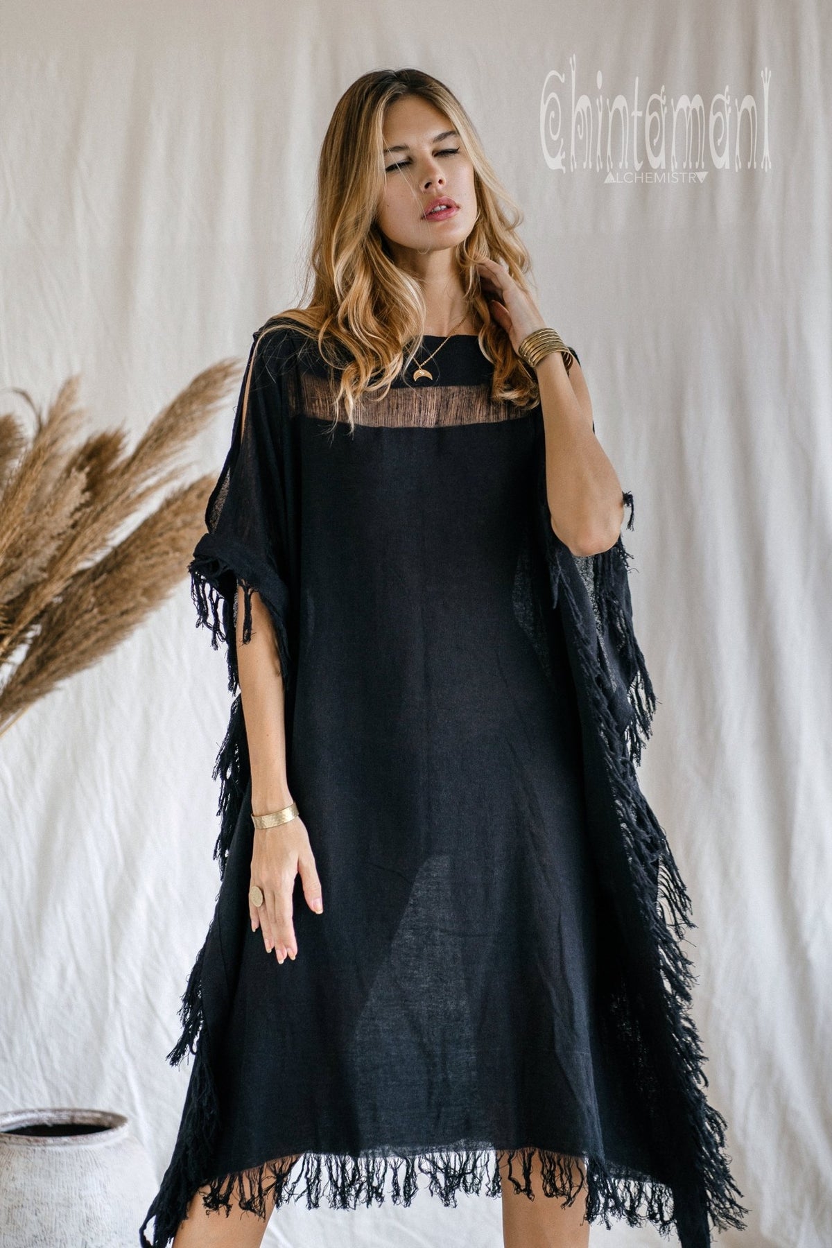 Beach Poncho Dress / Black - ChintamaniAlchemi