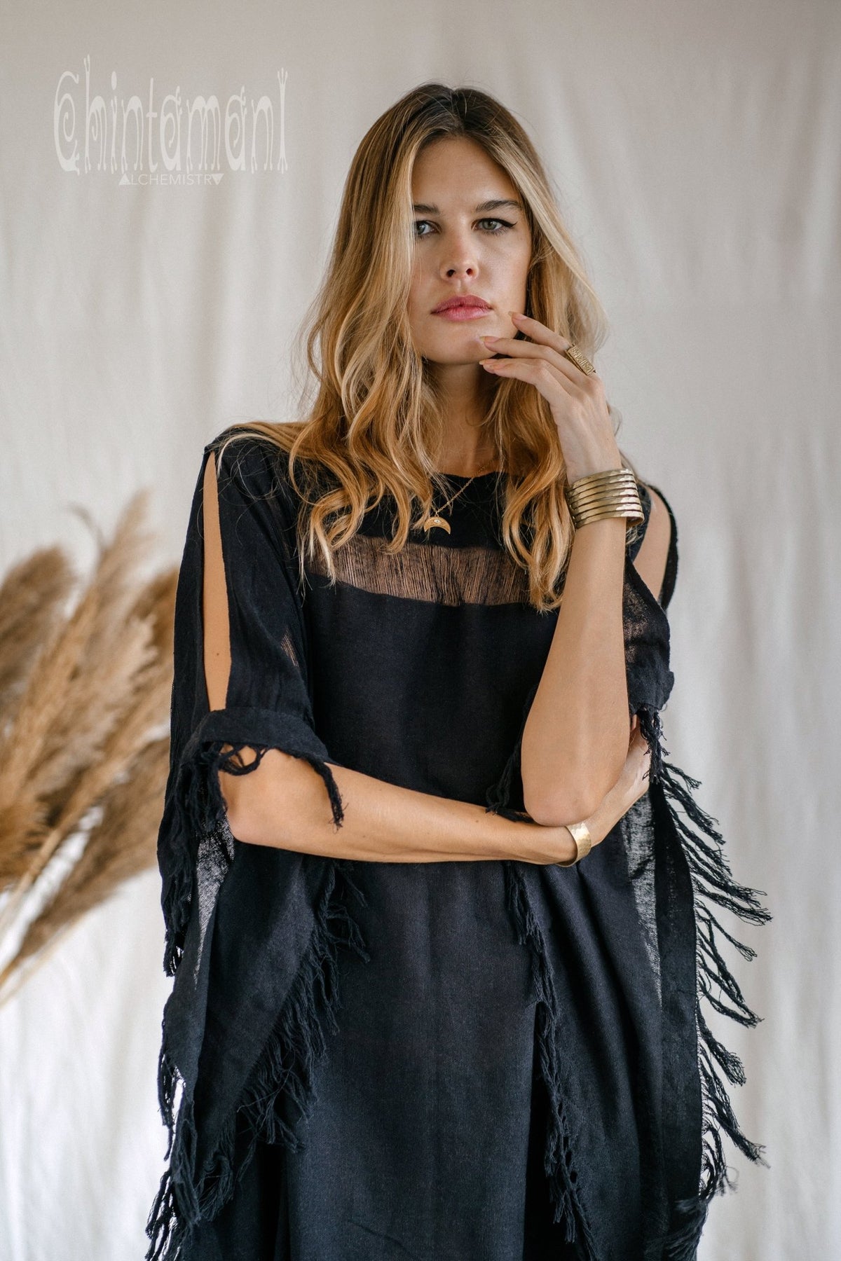 Beach Poncho Dress / Black - ChintamaniAlchemi