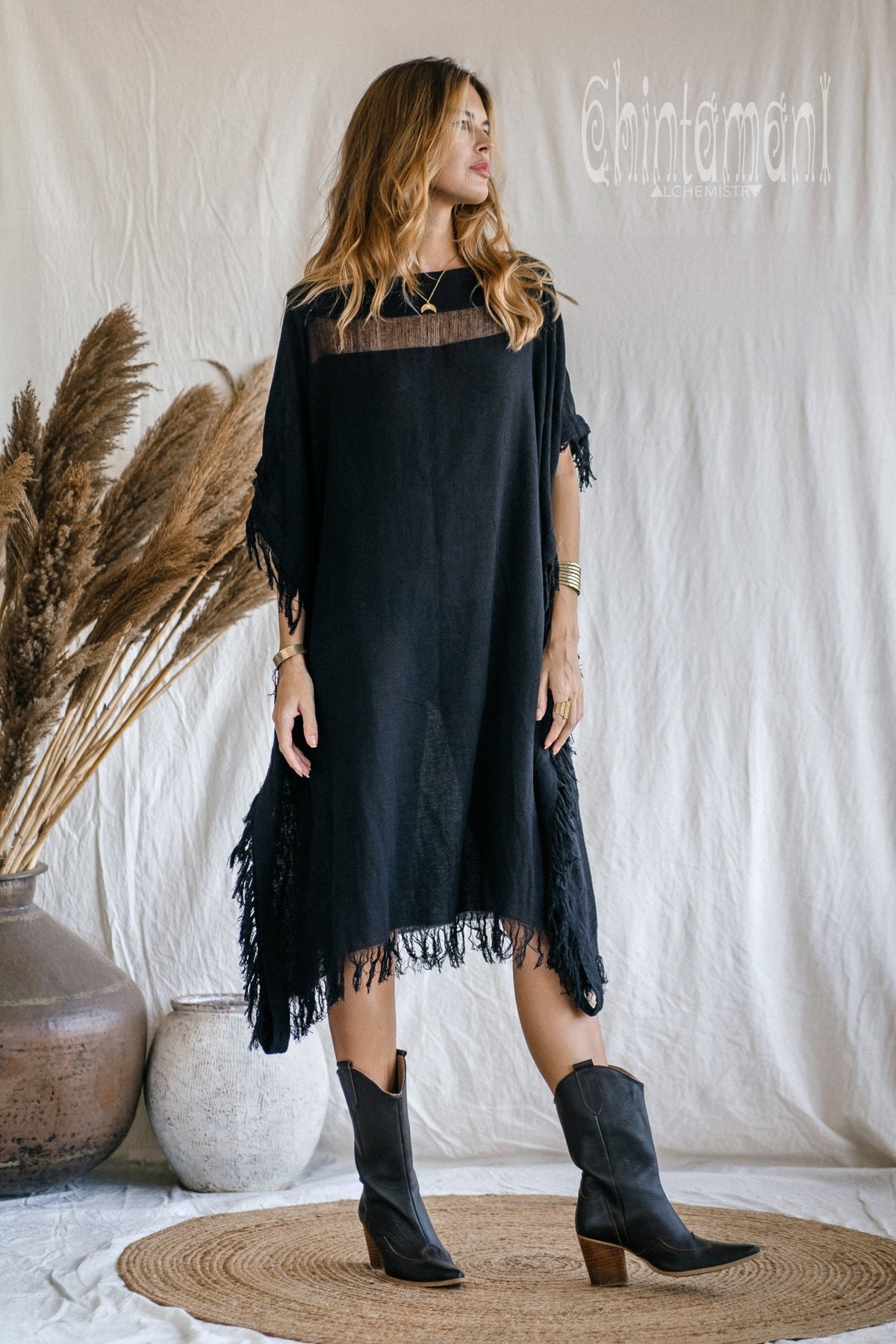 Beach Poncho Dress / Black - ChintamaniAlchemi