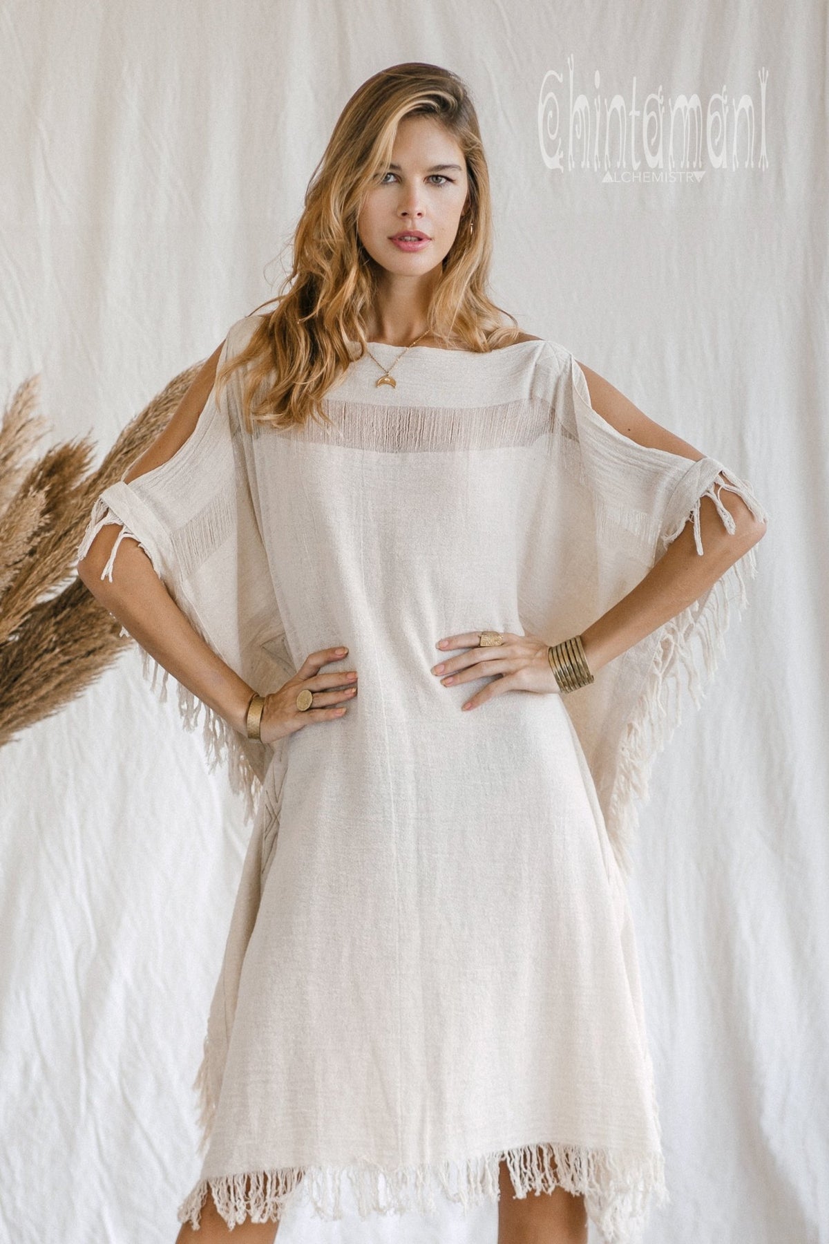 Beach Poncho Dress / Off White - ChintamaniAlchemi