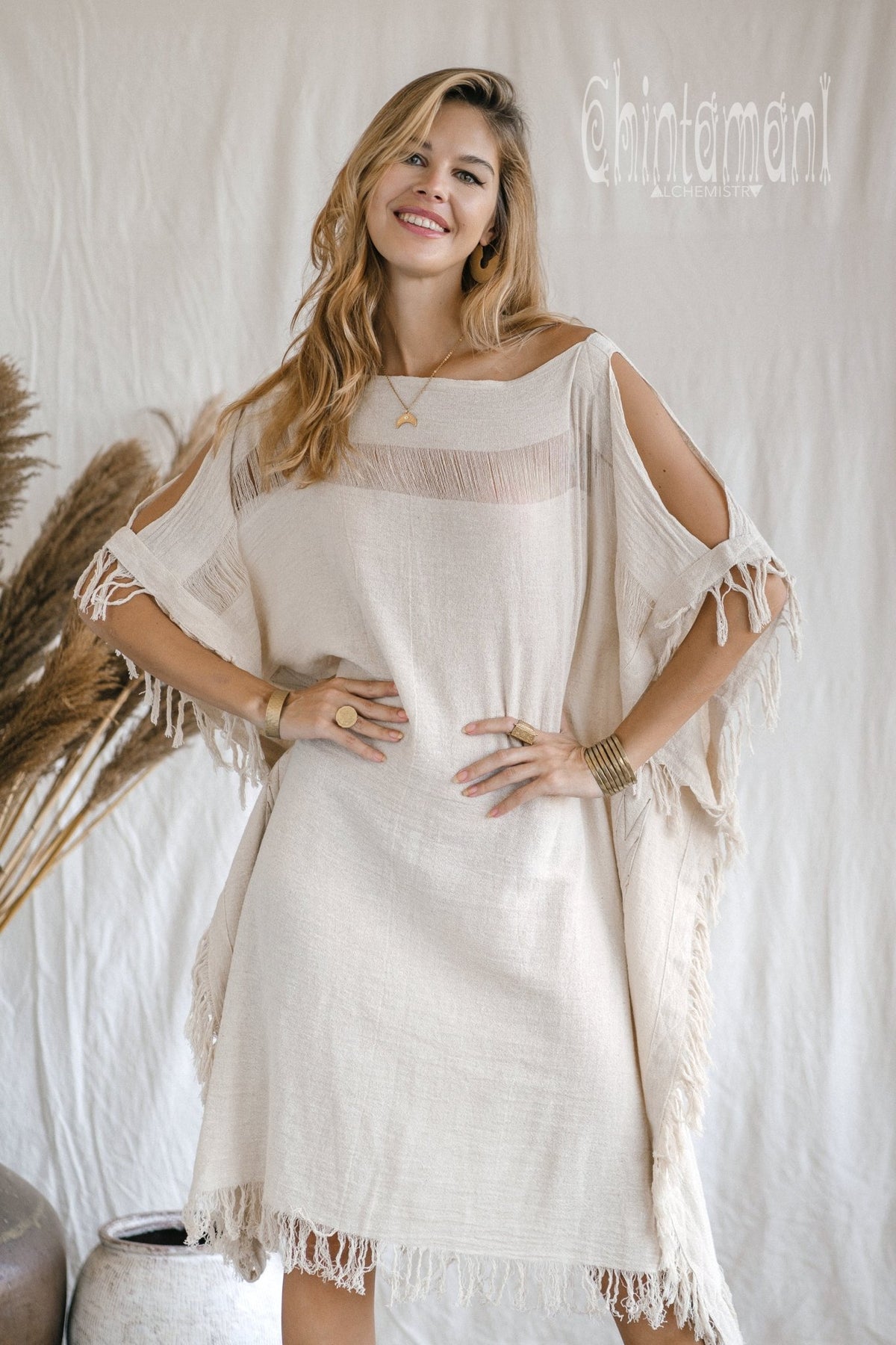 Beach Poncho Dress / Off White - ChintamaniAlchemi