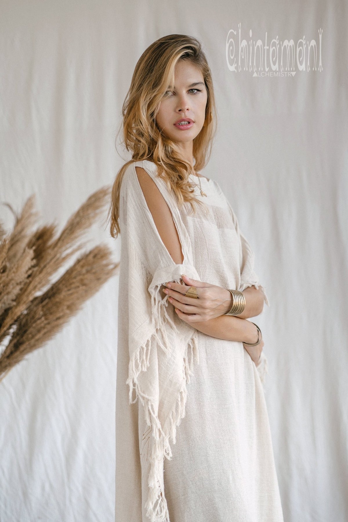 Beach Poncho Dress / Off White - ChintamaniAlchemi