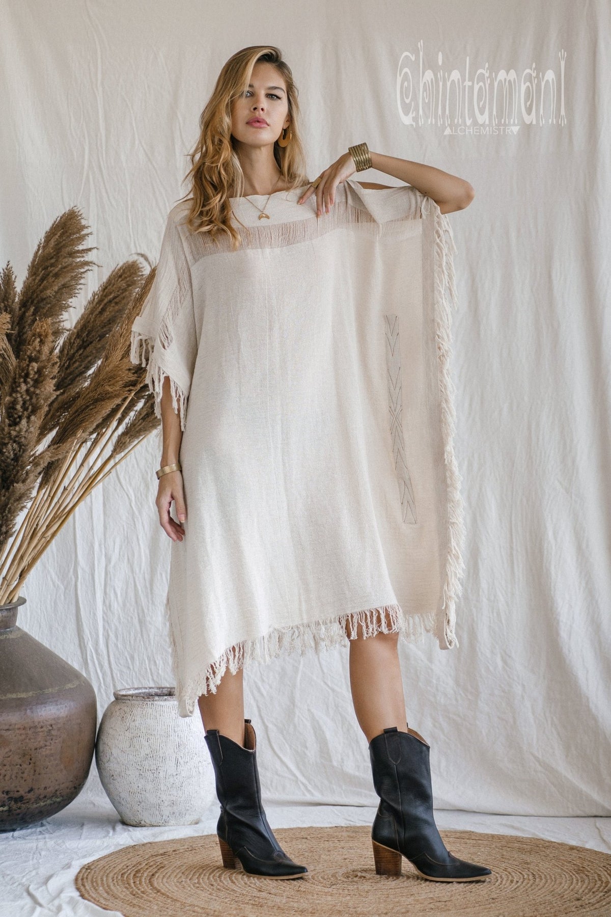 Beach Poncho Dress / Off White - ChintamaniAlchemi