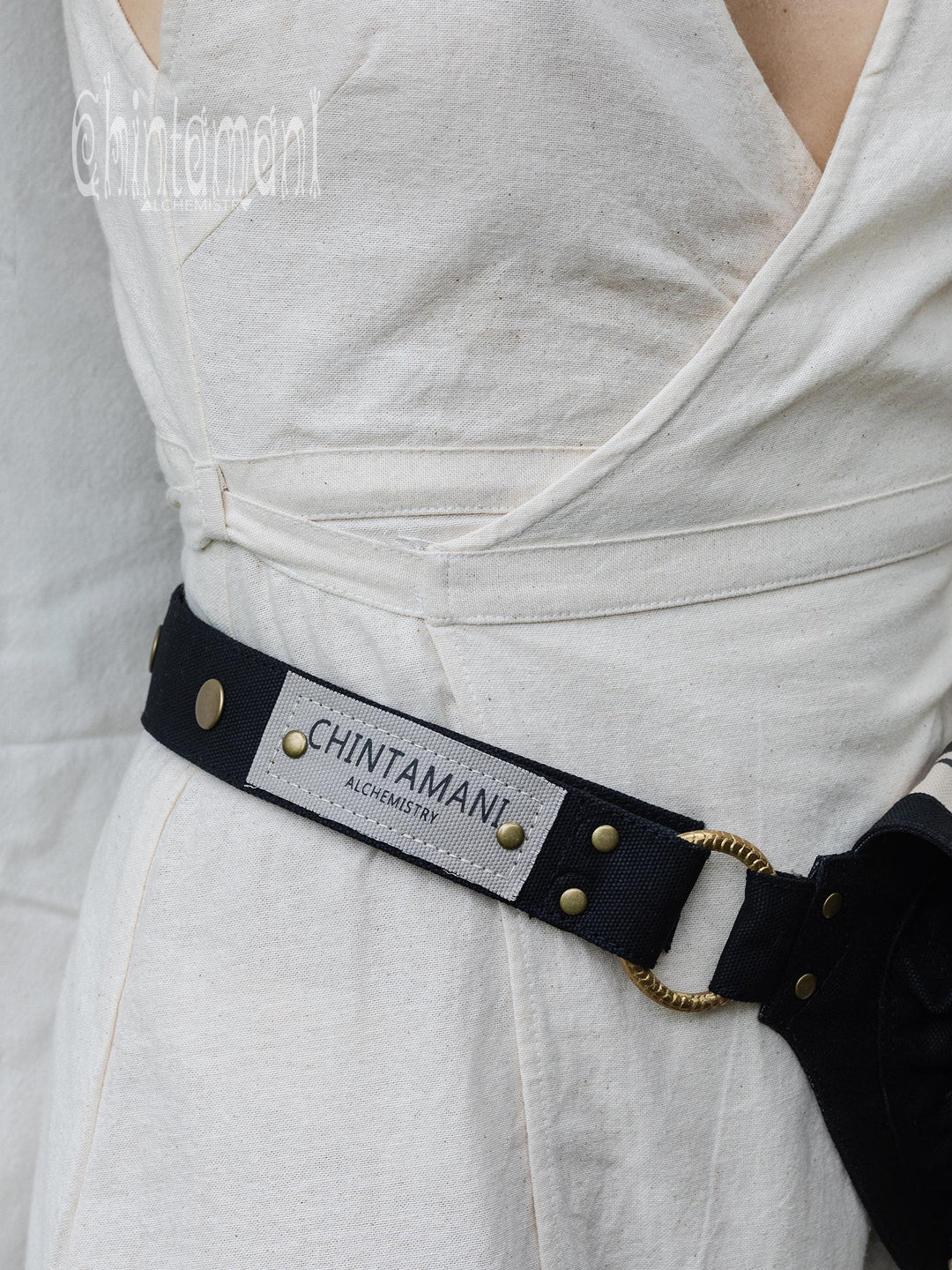 Flower Waist Bag / Black - ChintamaniAlchemi