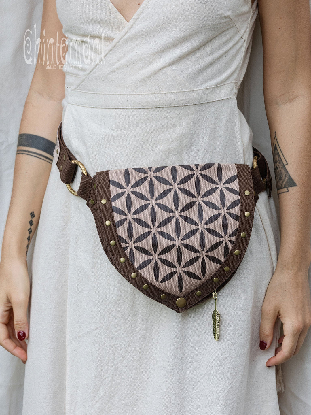 Flower Waist Bag / Brown - ChintamaniAlchemi