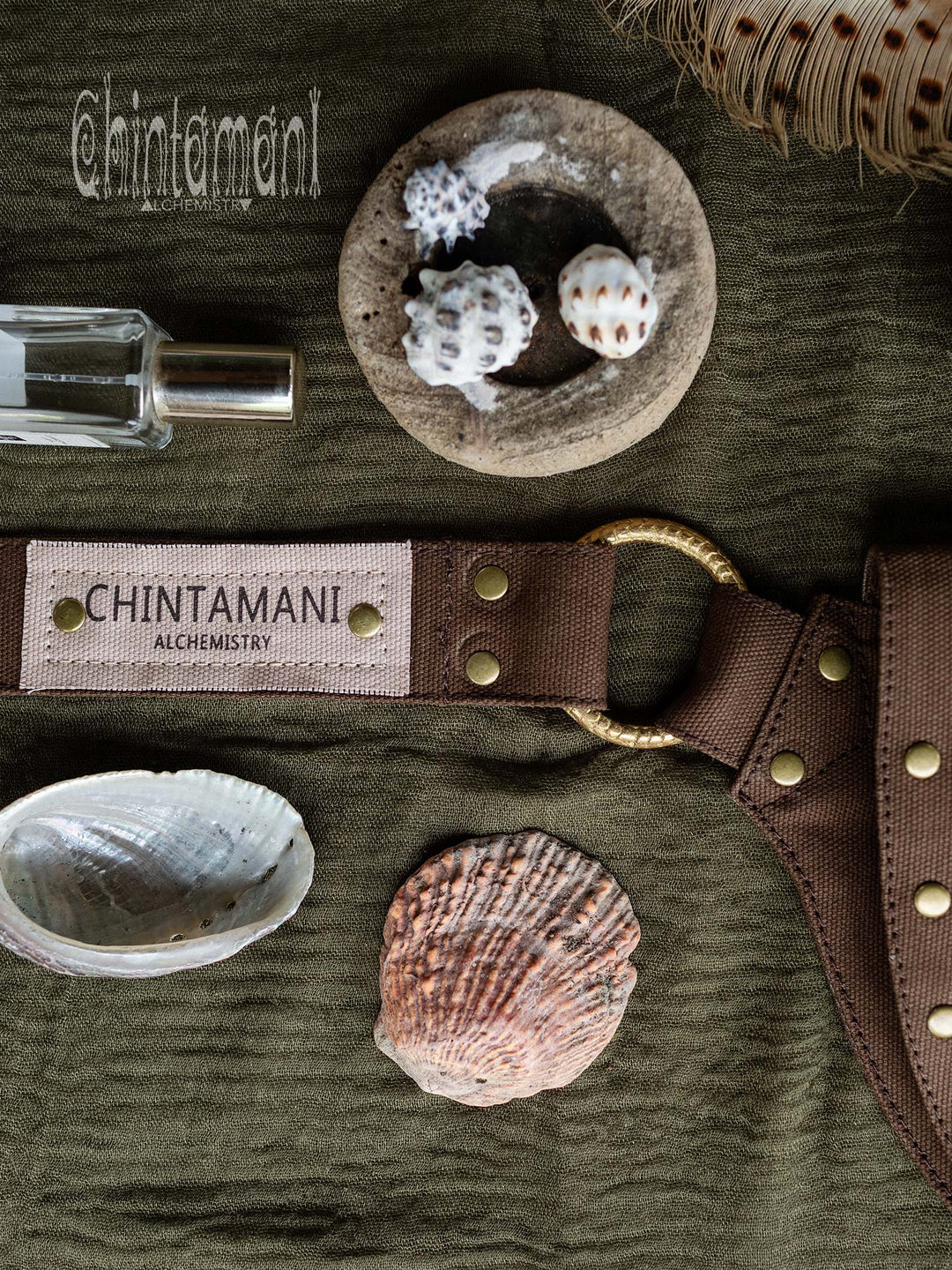 Flower Waist Bag / Brown - ChintamaniAlchemi