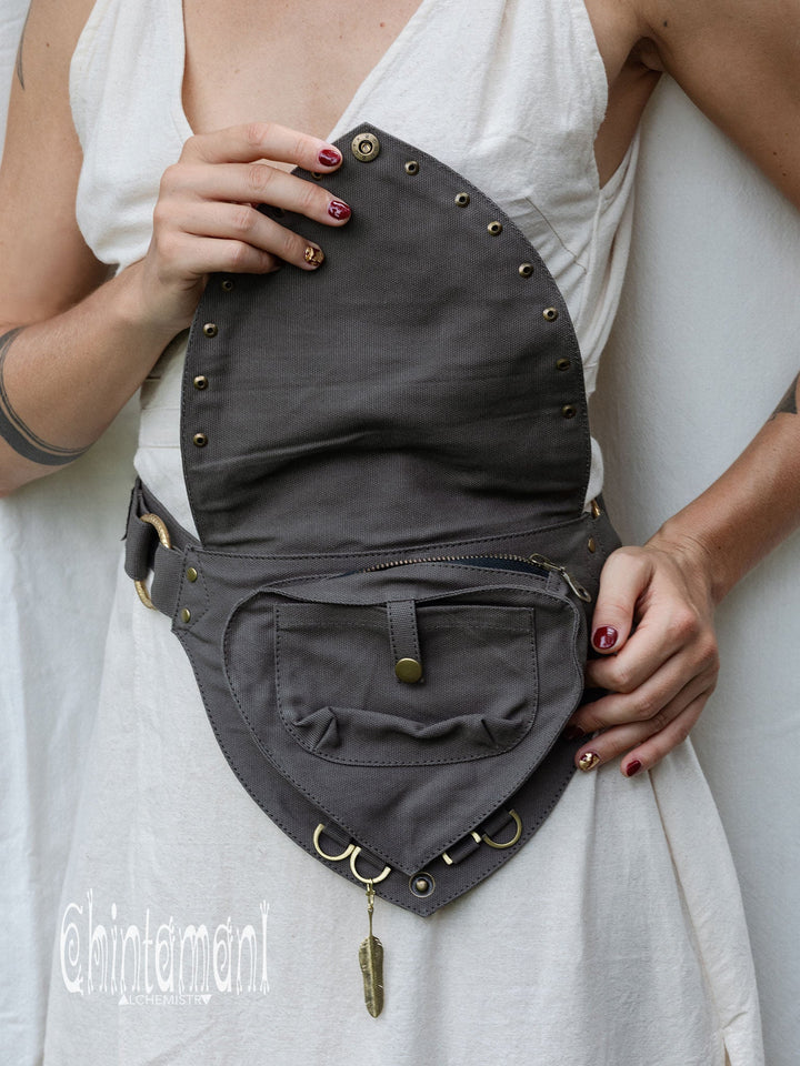 Flower Waist Bag / Grey - ChintamaniAlchemi