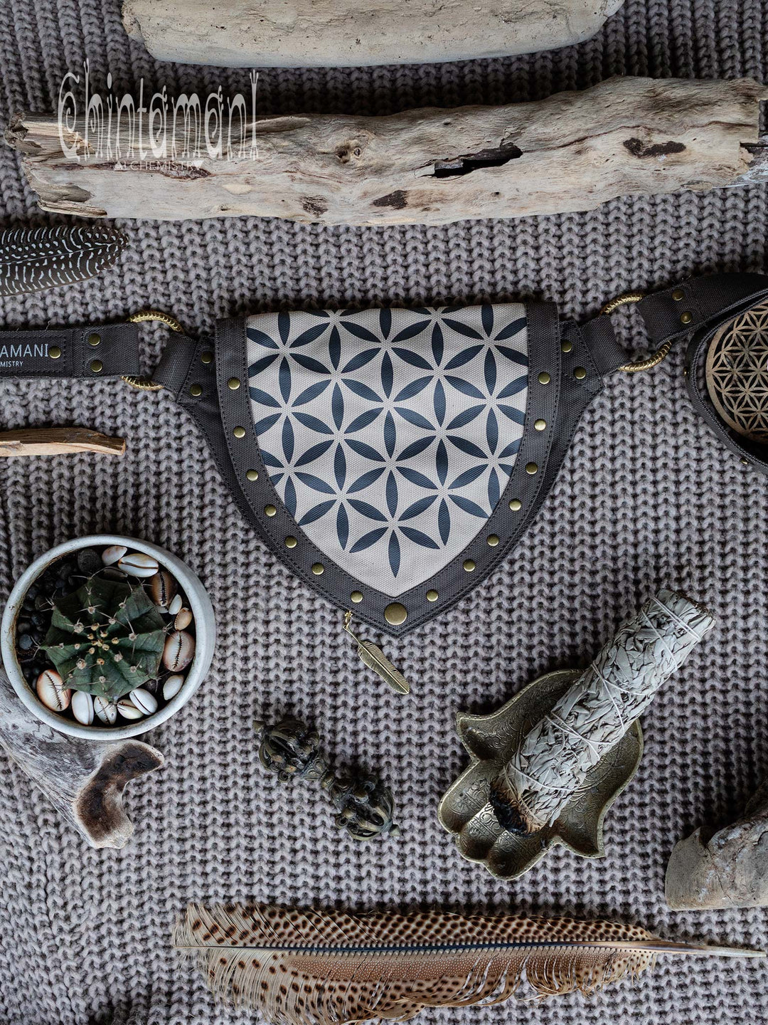 Flower Waist Bag / Grey - ChintamaniAlchemi