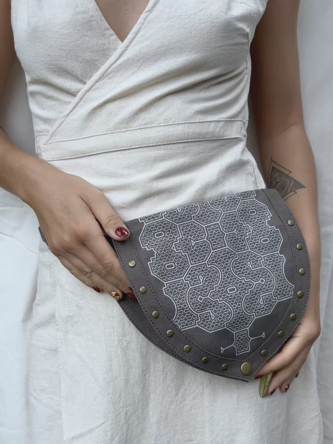 Shipibo Waist Bag / Dark Gray