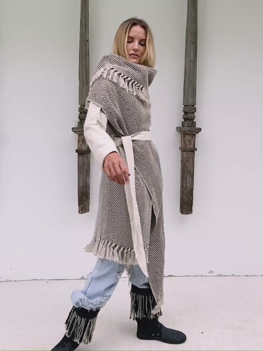 Jacquard Cotton Coat / Black & White