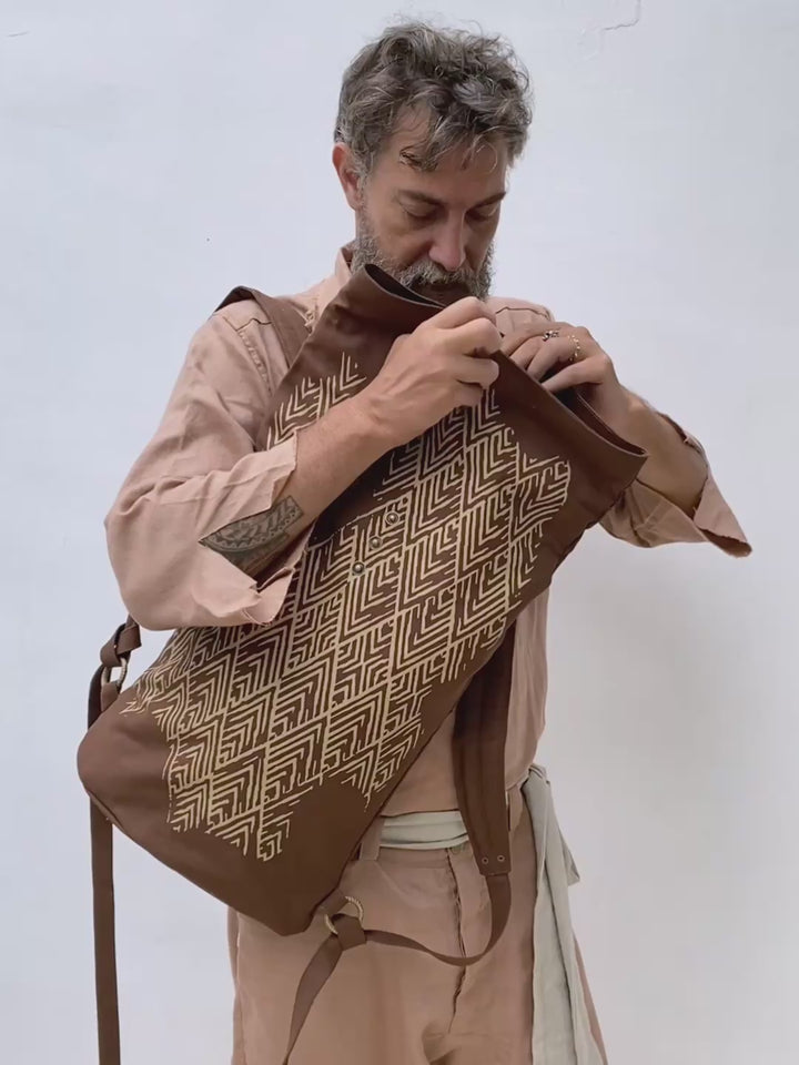 Alchemy RollTop Backpack / Brown