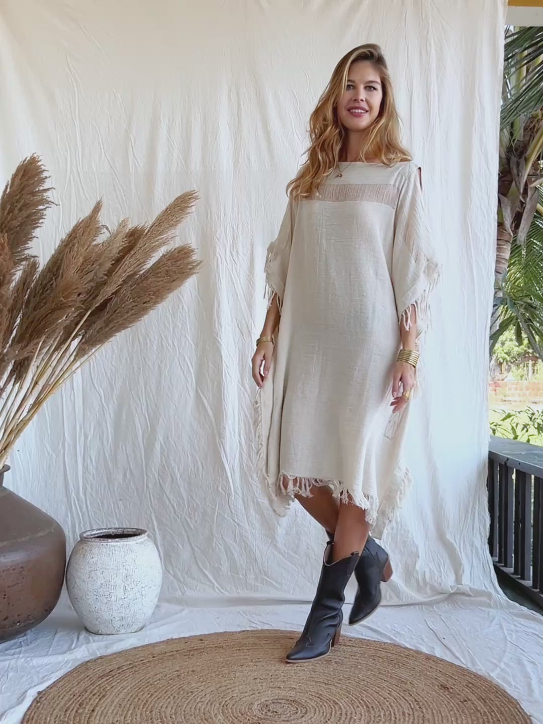 Beach Poncho Dress / Off White