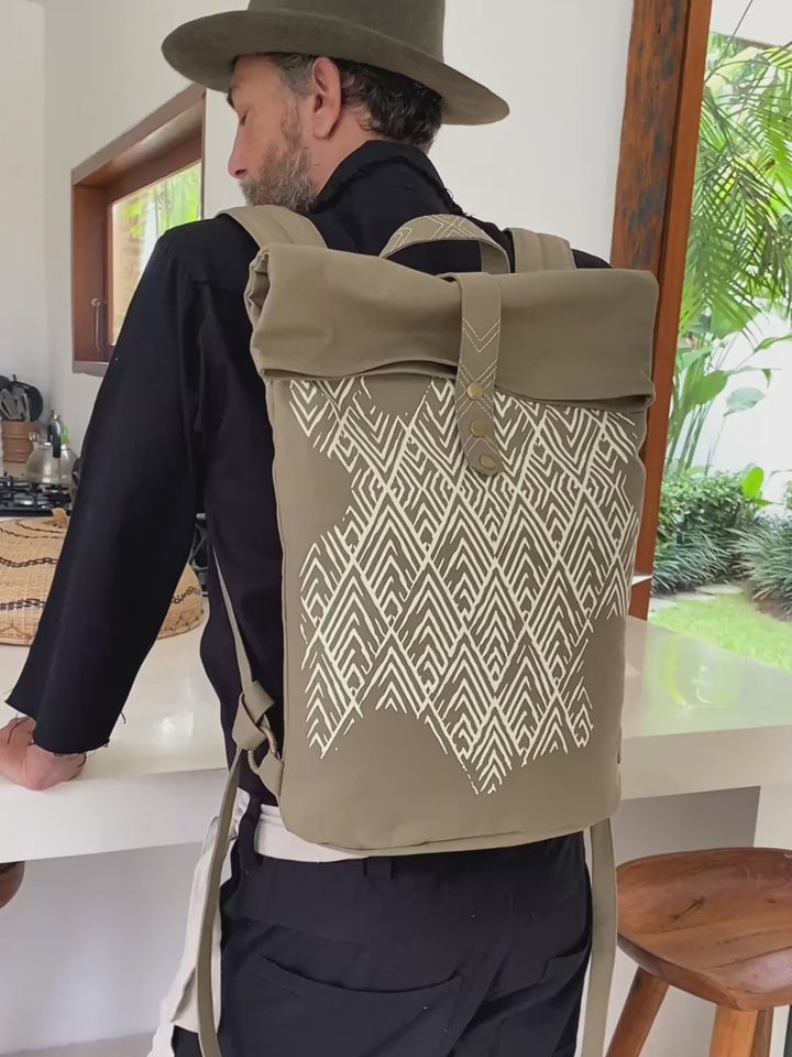 Alchemy RollTop Backpack / Olive