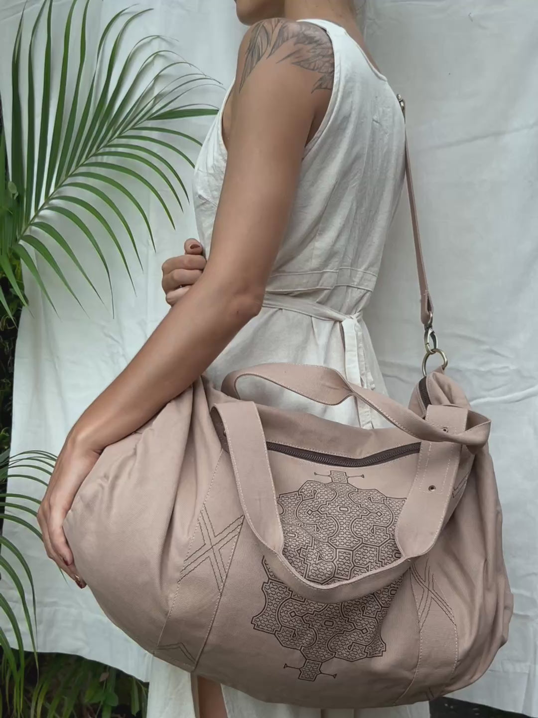 Tribal Duffle Bag / Beige