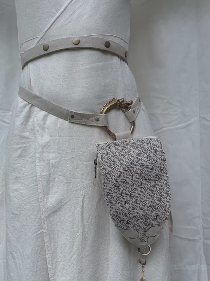 Transformer Waist Bag / Light Gray