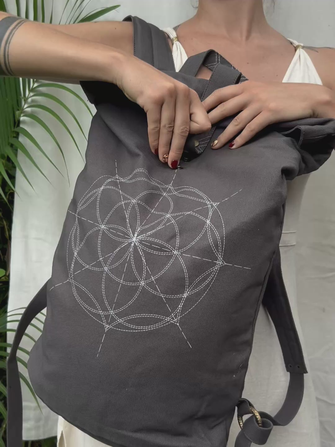 Flower RollTop Backpack / Dark Gray
