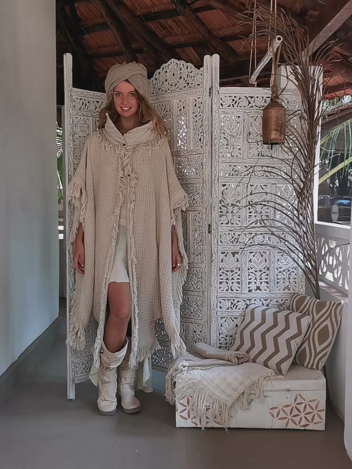 Bohemian Poncho Coat / Off White