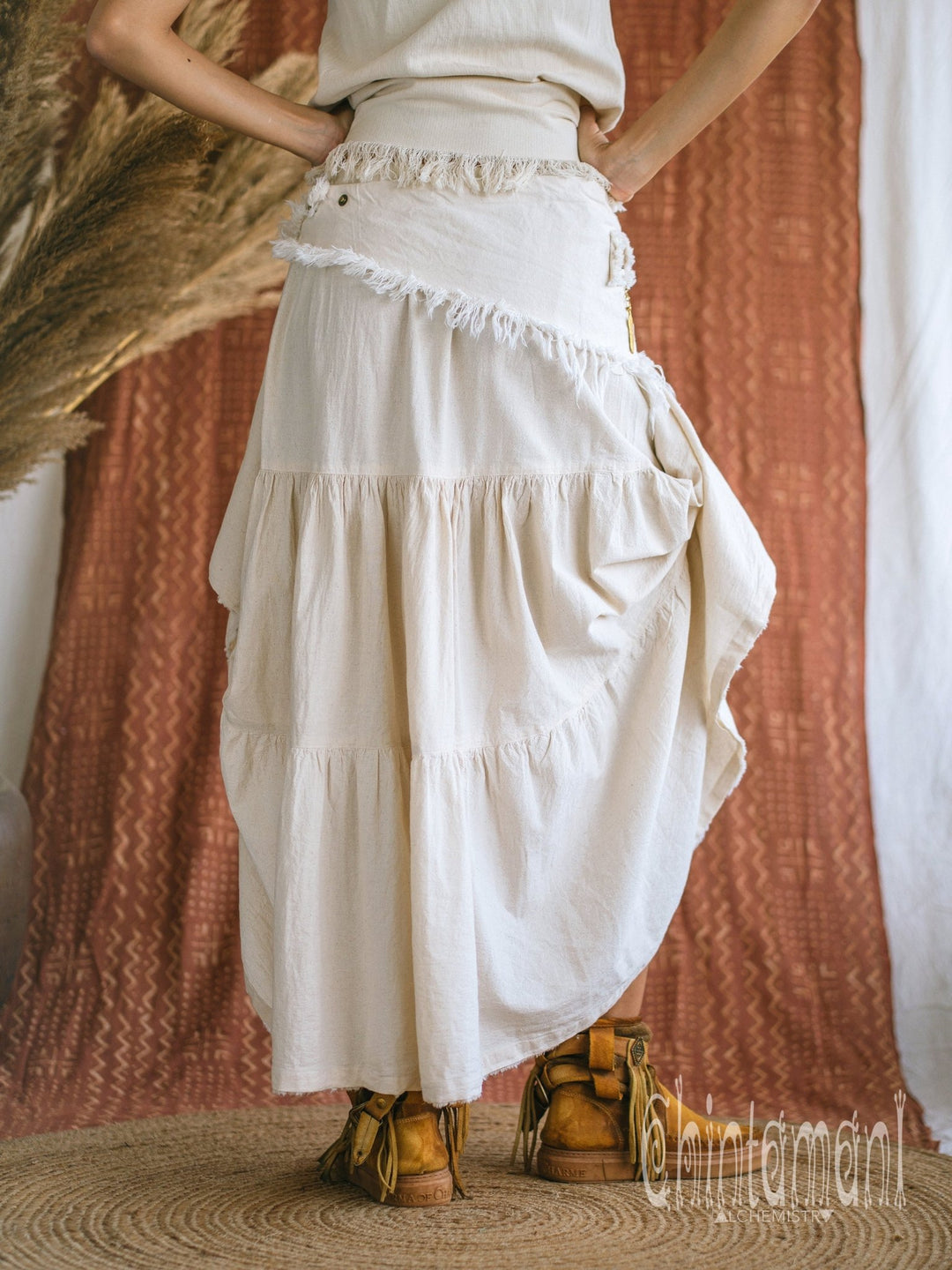 Transformer Skirt / Off White - ChintamaniAlchemi