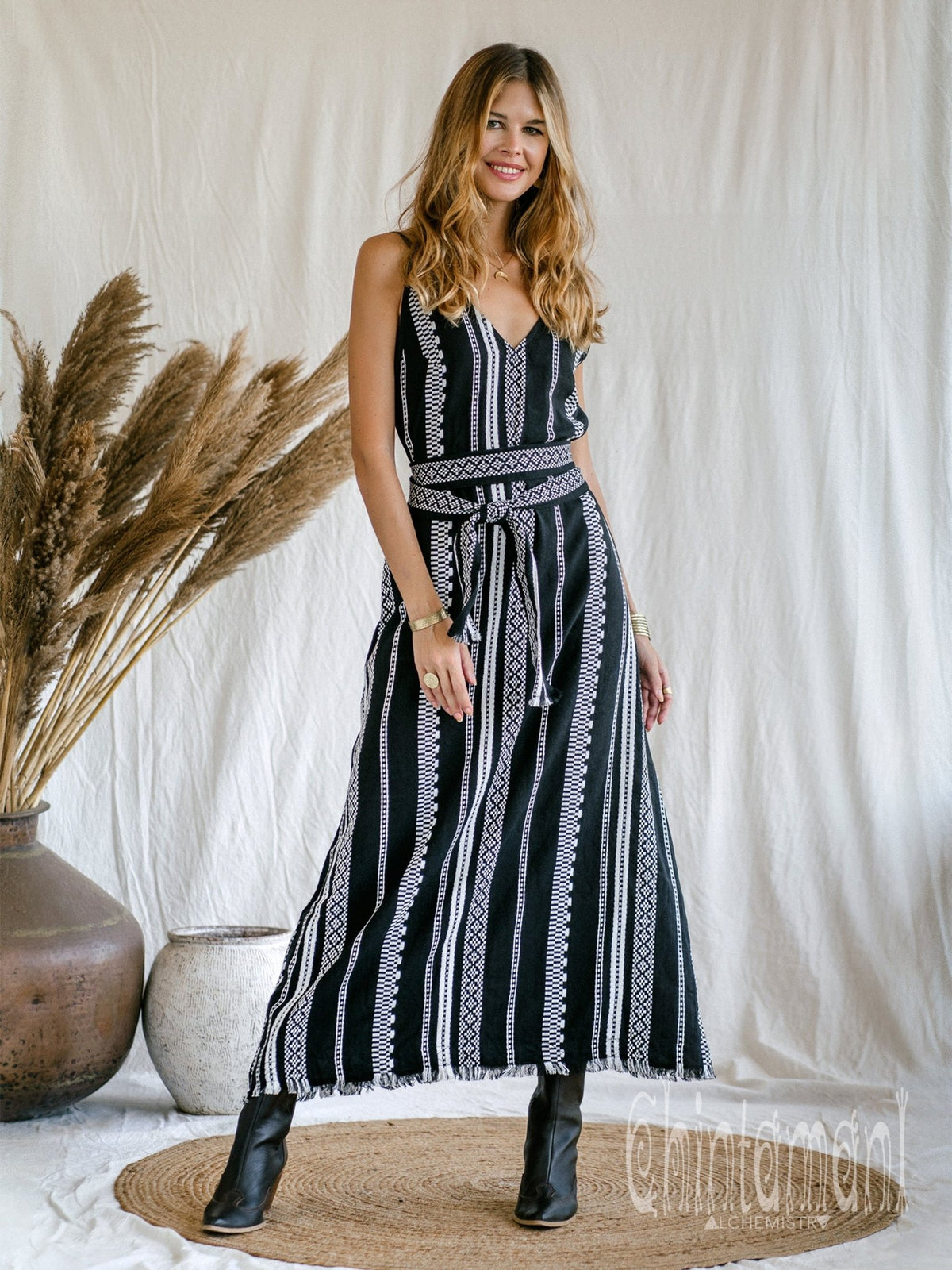 V-neck Jaquard Maxi Dress / Black and White - ChintamaniAlchemi