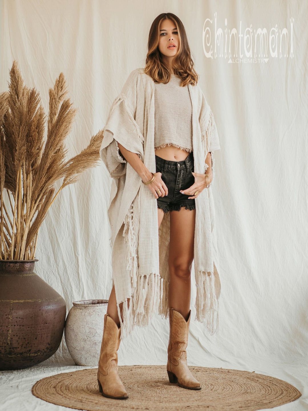 356 Open poncho with tassels / Off White - ChintamaniAlchemi