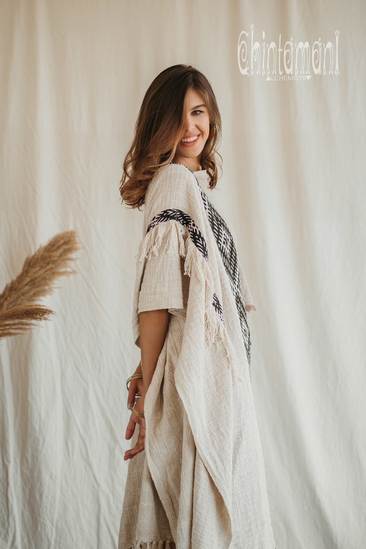 357 Poncho with tassels and hemp inserts / Off White - ChintamaniAlchemi