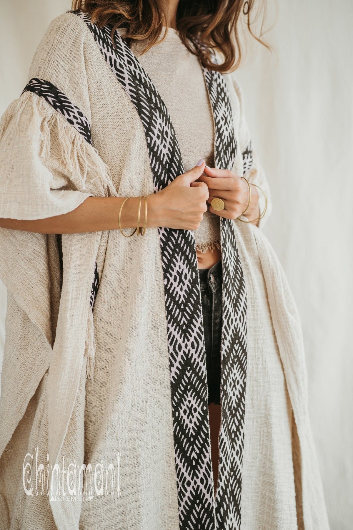 357 Poncho with tassels and hemp inserts / Off White - ChintamaniAlchemi