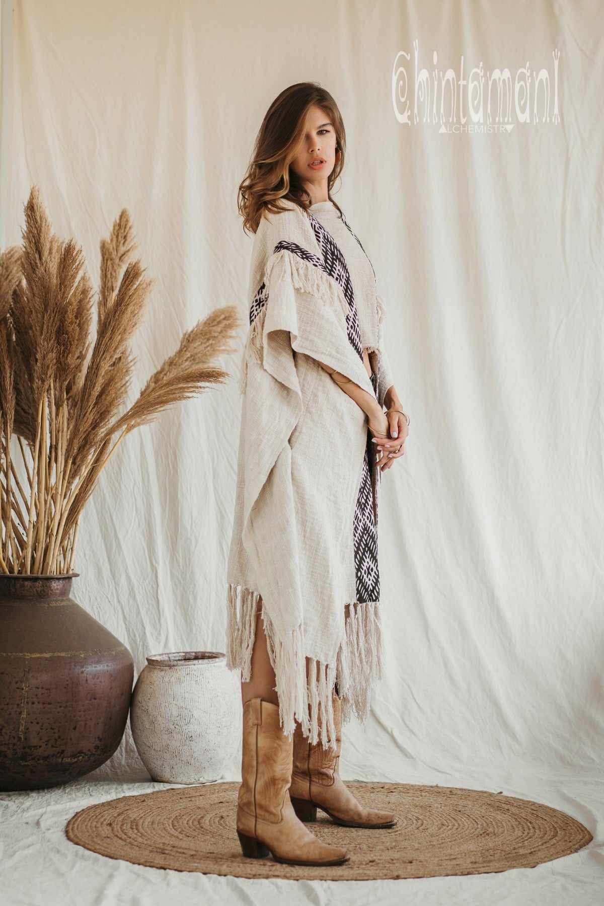 357 Poncho with tassels and hemp inserts / Off White - ChintamaniAlchemi