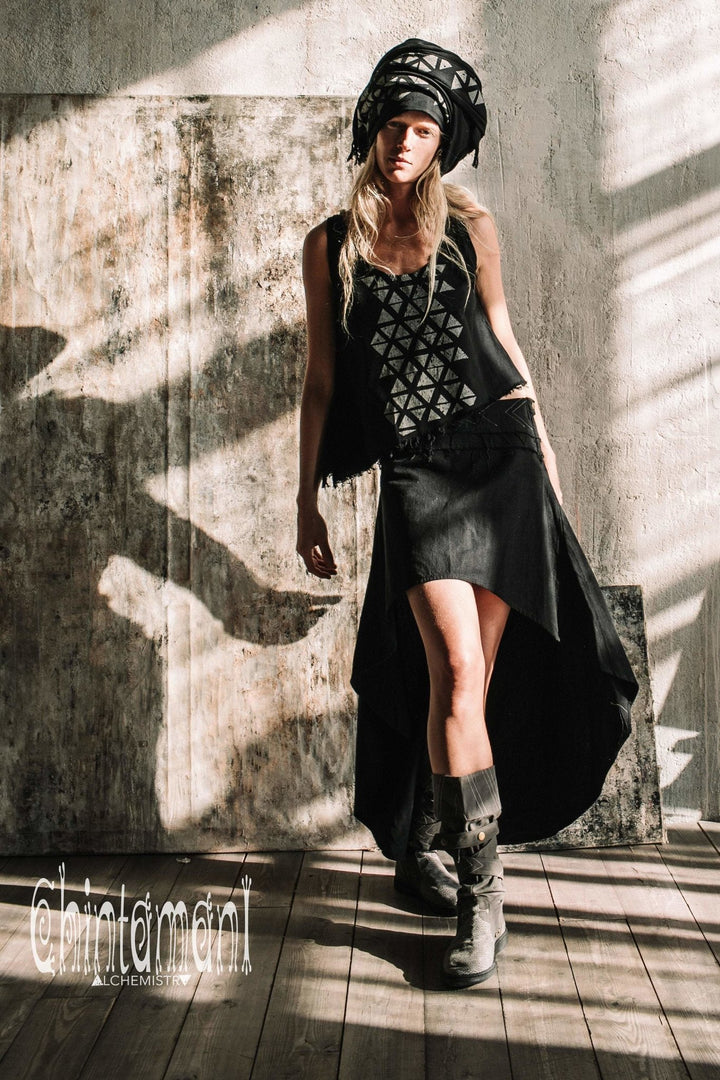 Asymmetrical Raw Cotton Crop Top for Women / Atua Tino Black - ChintamaniAlchemi