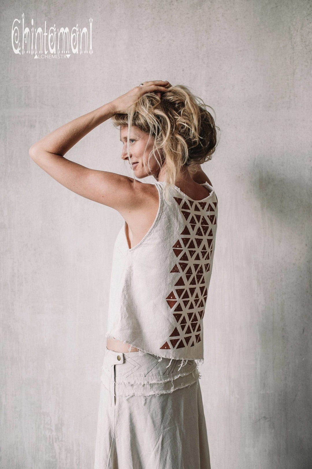 Asymmetrical Raw Cotton Crop Top for Women / Atua Tino White - ChintamaniAlchemi