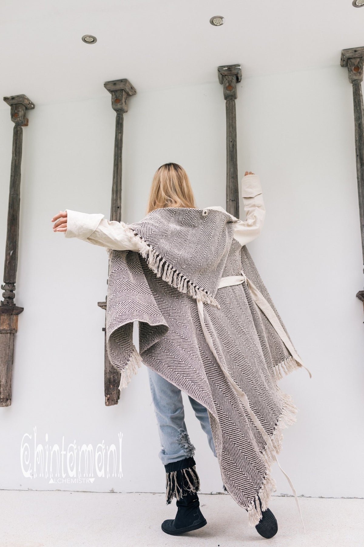 Blanket Coat for Women ∆ One Size Boho Cardigan Duster / Black &amp; White - ChintamaniAlchemi